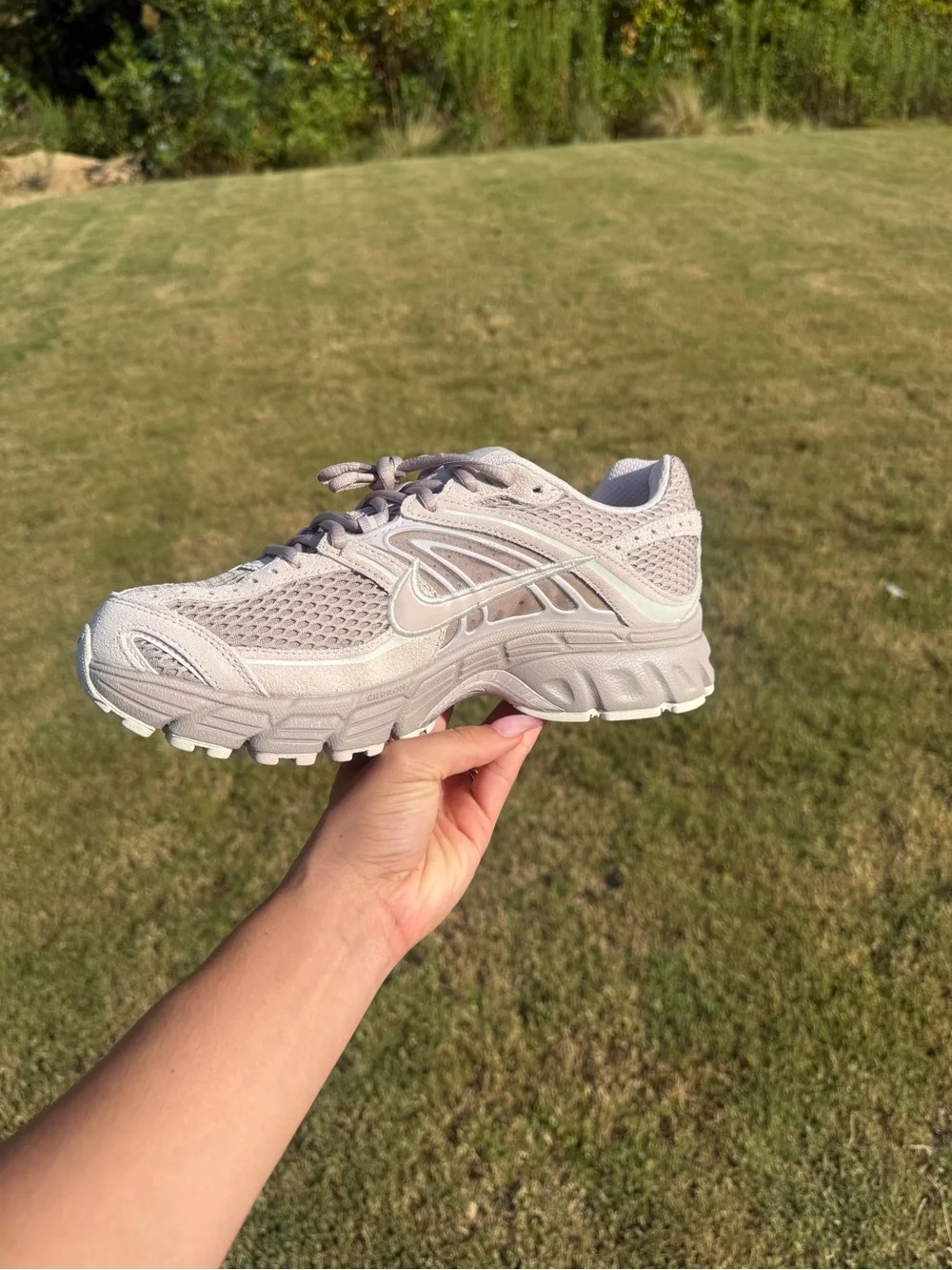 Nike Women's Athletic Shoe - Pale Pink
